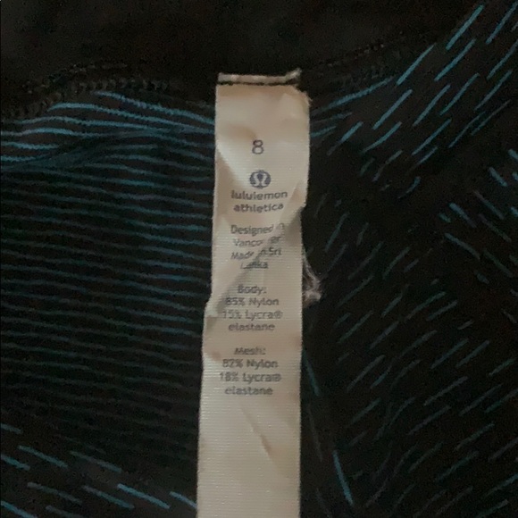 Lululemon crops - Picture 3 of 3